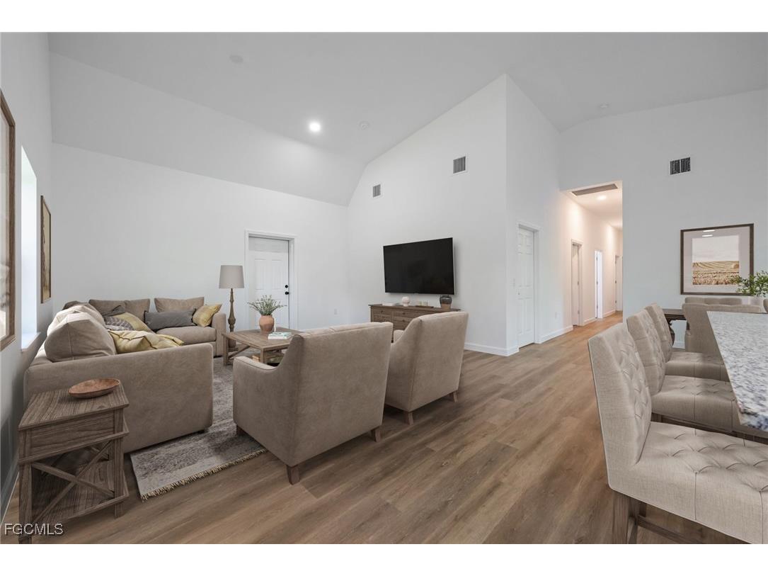 3823 Highlight Street Fort Myers FL 33905 2025013410 image6