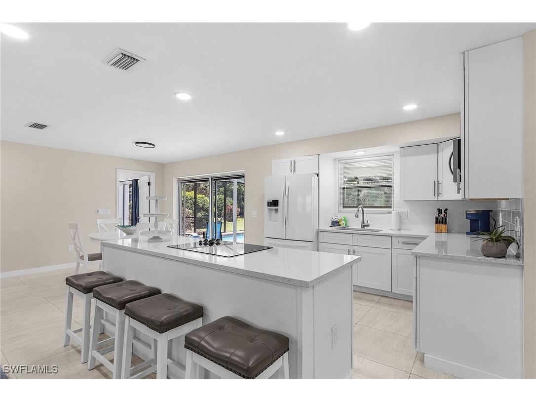 3823 Palm Tree Boulevard Cape Coral FL 33904 225056872 image7