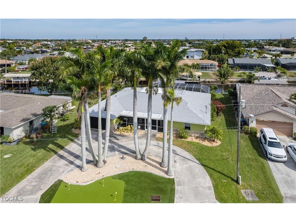 3823 SE 13th Avenue Cape Coral FL 33904 2025016432 image1