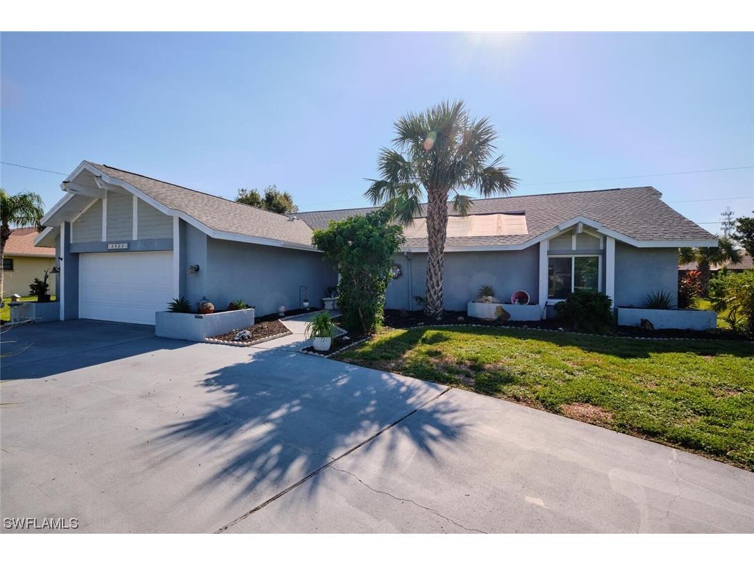 3823 SE 4th Avenue Cape Coral FL 33904 223056922 image1