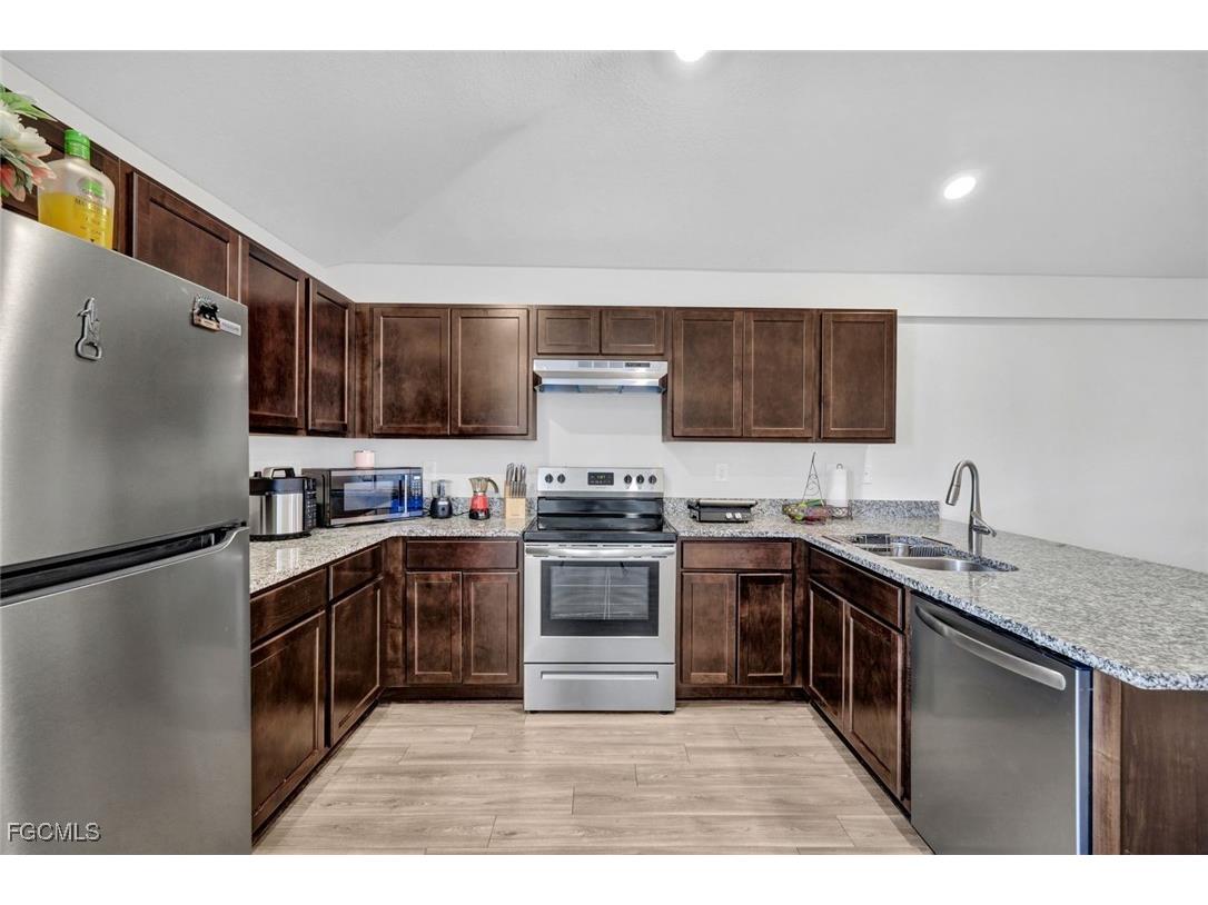 3823 SW 8th Court Cape Coral FL 33914 2026004035 image10