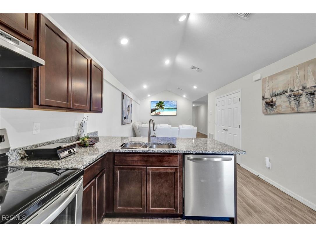 3823 SW 8th Court Cape Coral FL 33914 2026004035 image11