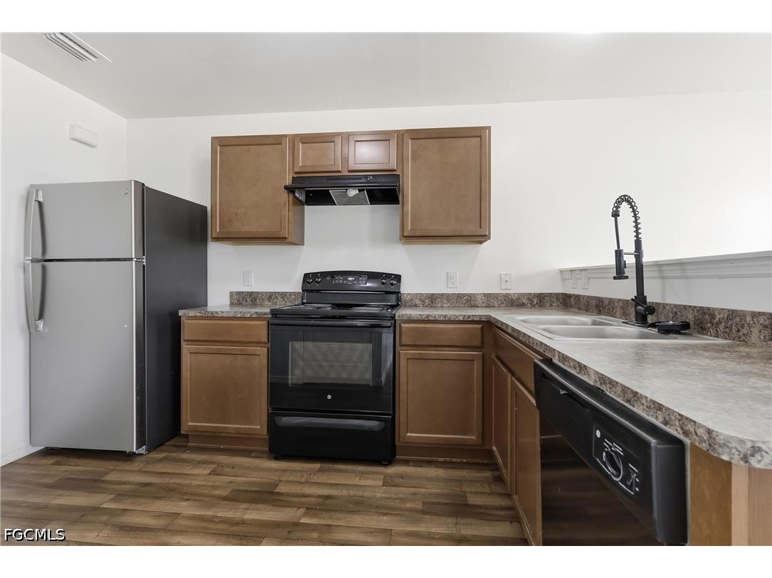 3824 17th Street W Lehigh Acres FL 33971 2026022586 image2