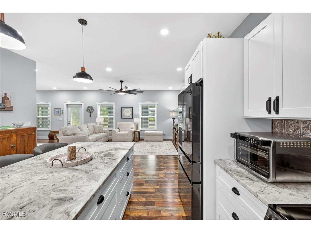 3824 Helms Court Fort Myers FL 33905 2025015332 image13