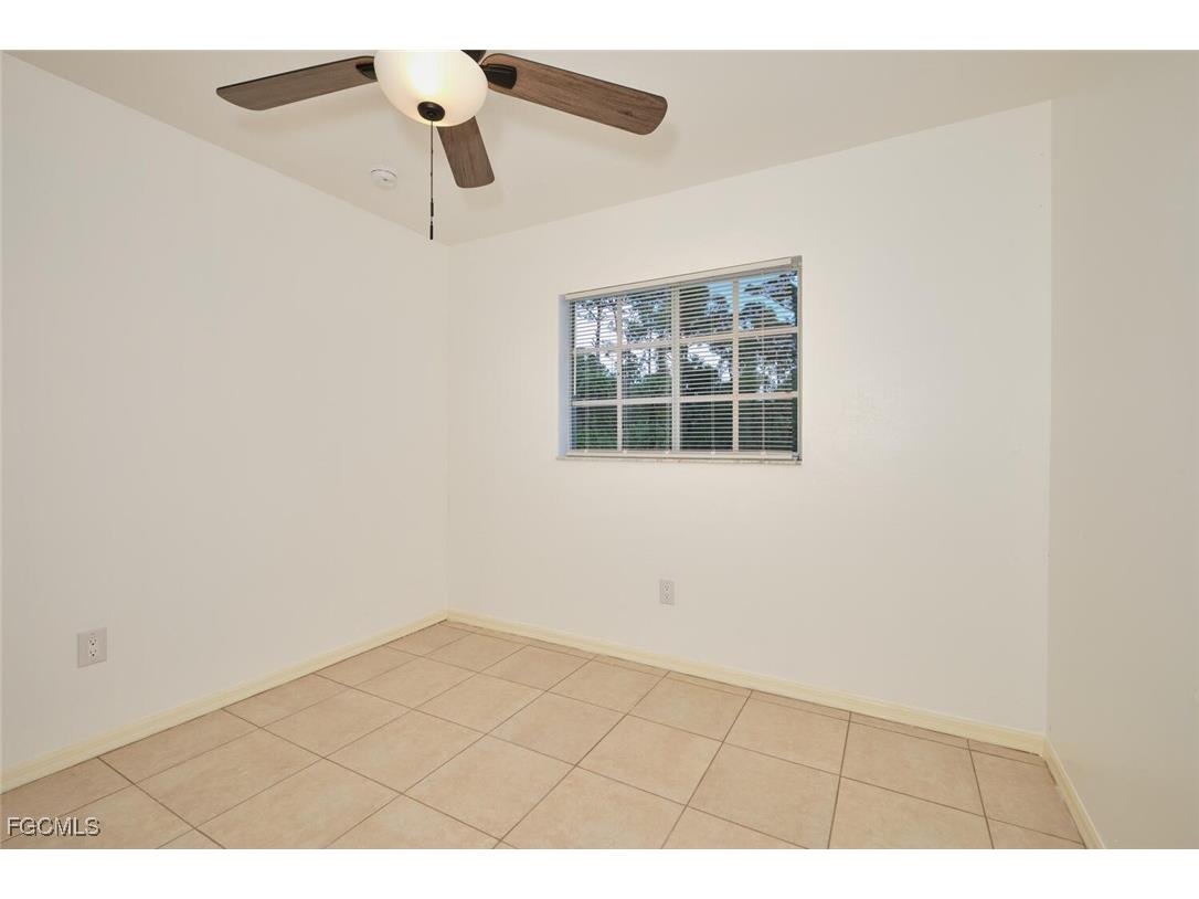 3825 Hollycrest Street Fort Myers FL 33905 2025011163 image41