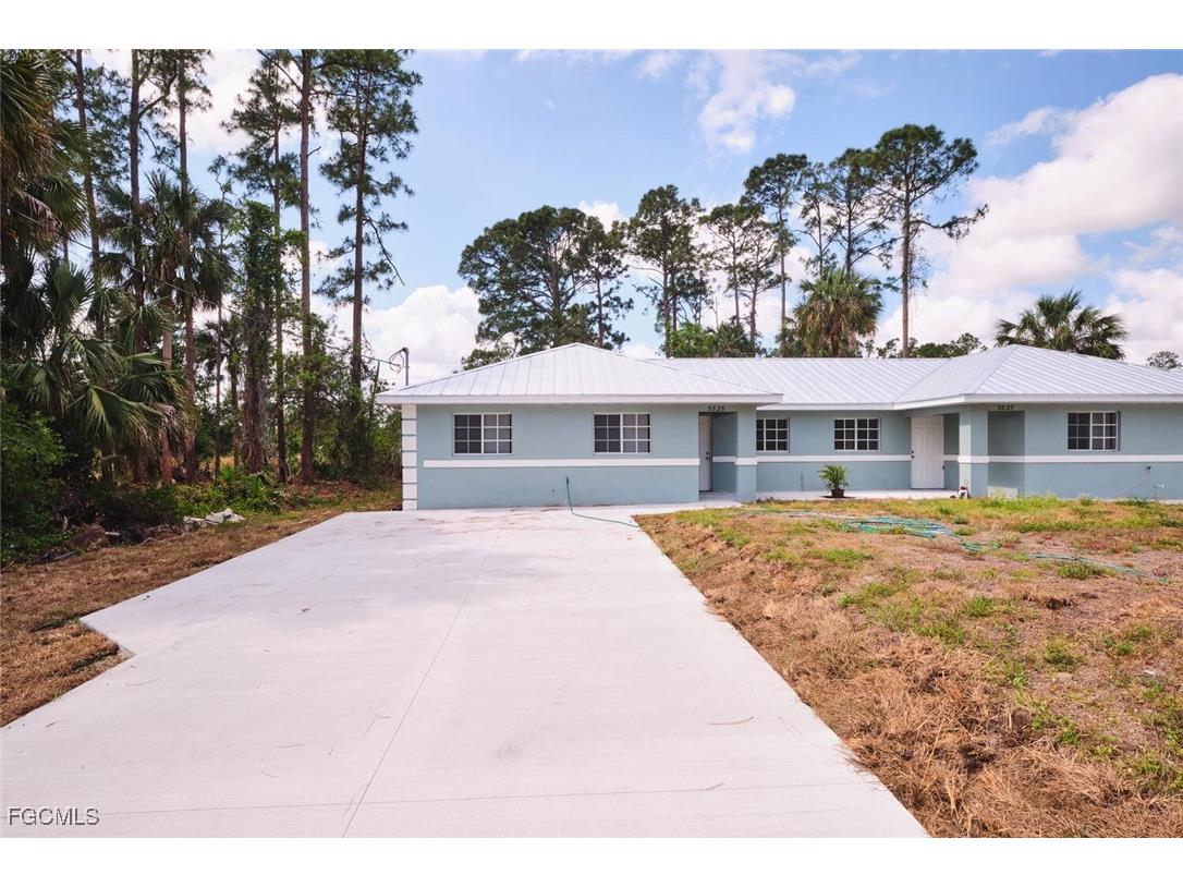 3825 Hollycrest Street Fort Myers FL 33905 2025011163 image42