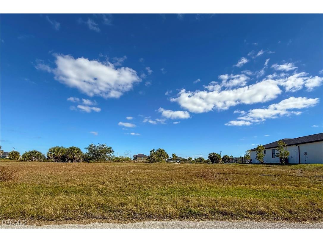 3825 NW 38th Avenue Cape Coral FL 33993 2025025337 image6