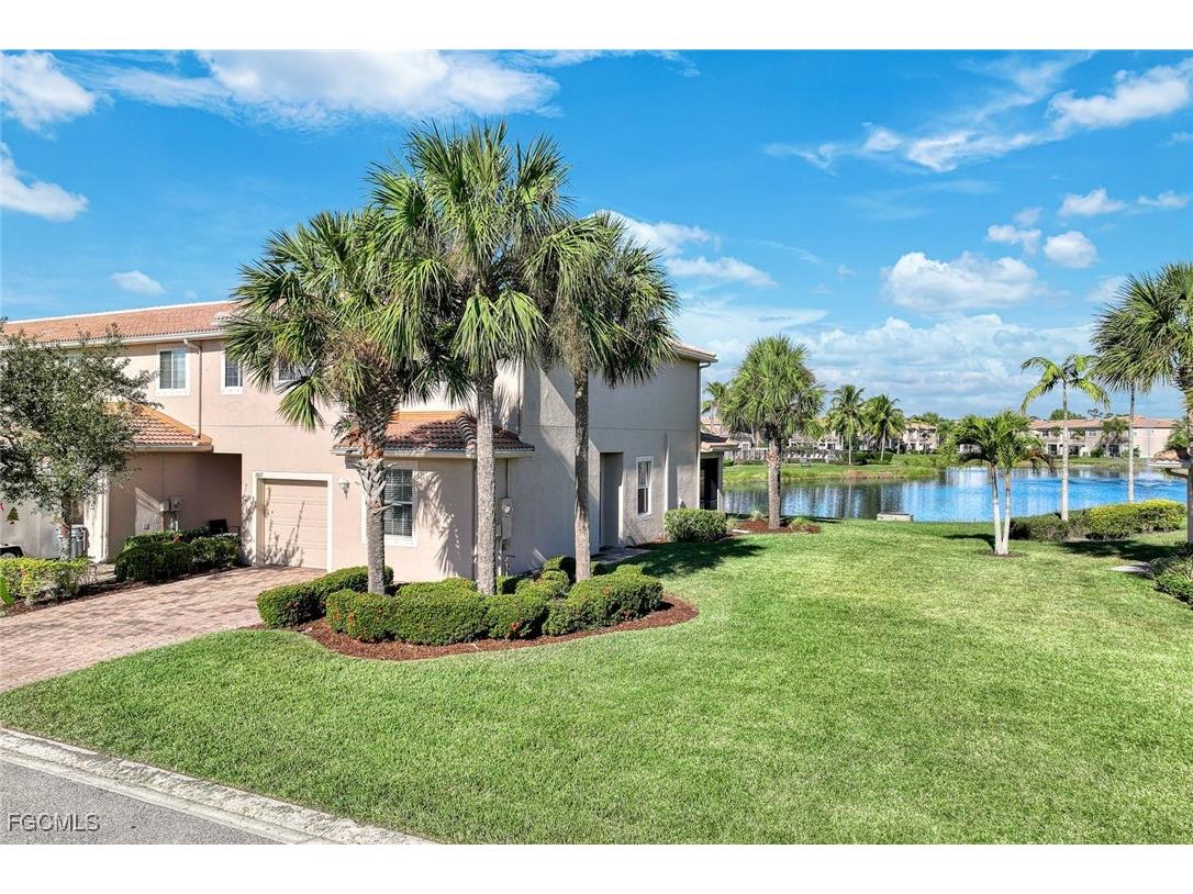 3827 Clearbrook Lane Fort Myers FL 33966 2025025081 image2