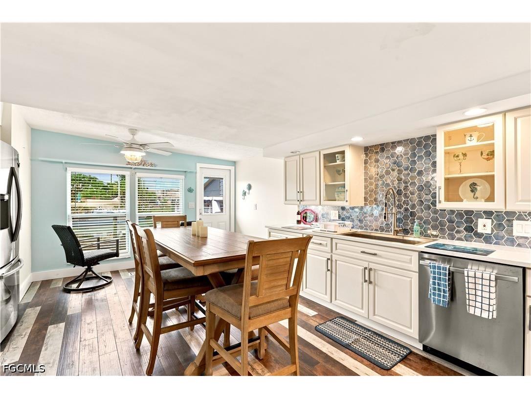 3827 Coconut Drive Saint James City FL 33956 2026031560 image16