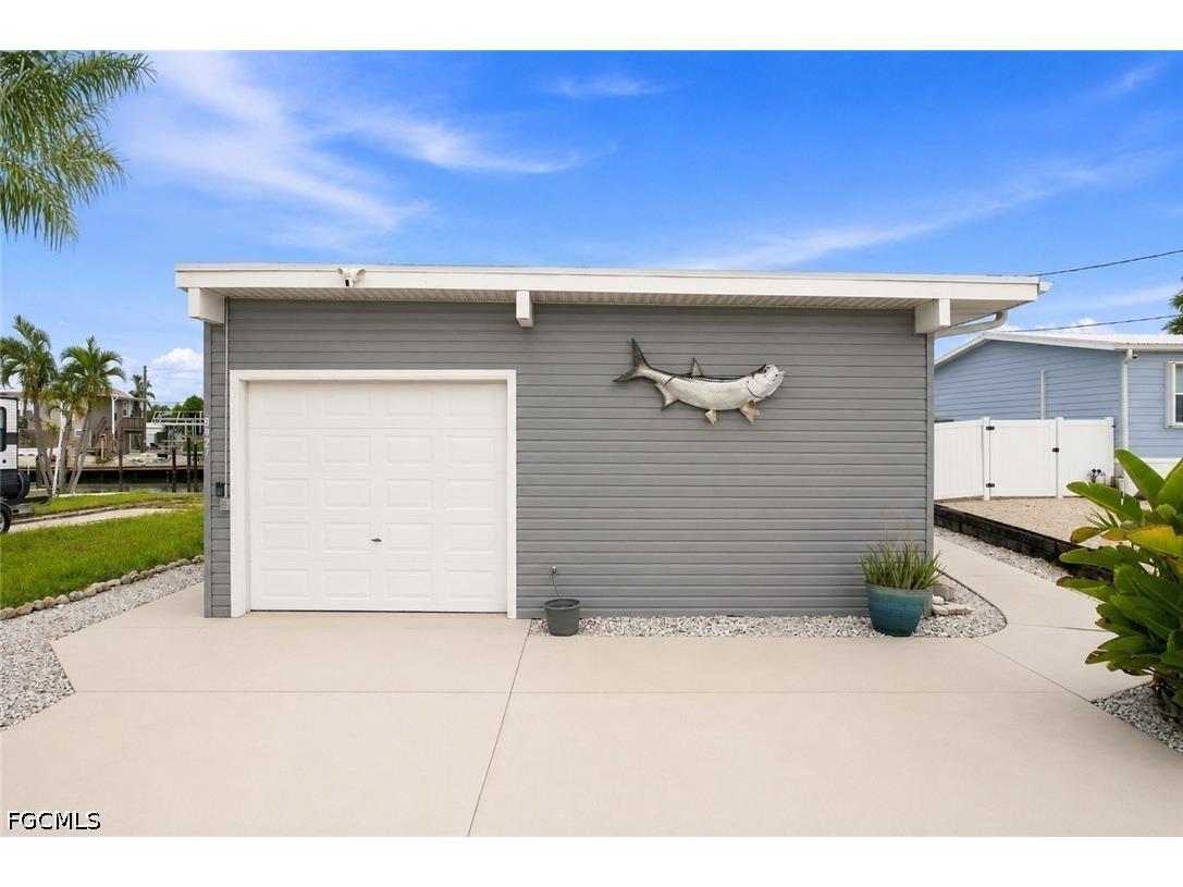 3827 Coconut Drive Saint James City FL 33956 2026031560 image42