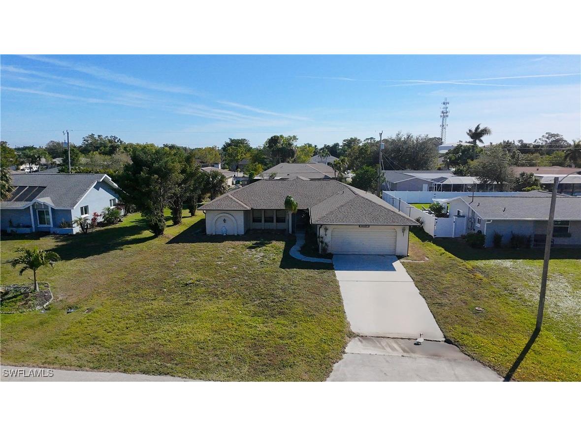 3827 SE 4th Avenue Cape Coral FL 33904 225019712 image1