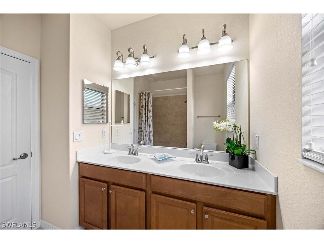 3827 Treasure Cove Circle Naples FL 34114 226006706 image24