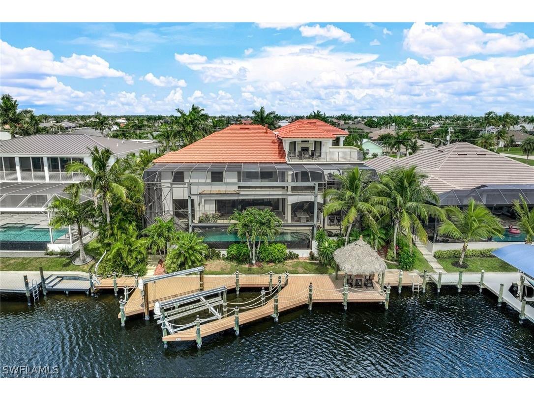 3828 Surfside Boulevard Cape Coral FL 33914 224054429 image1