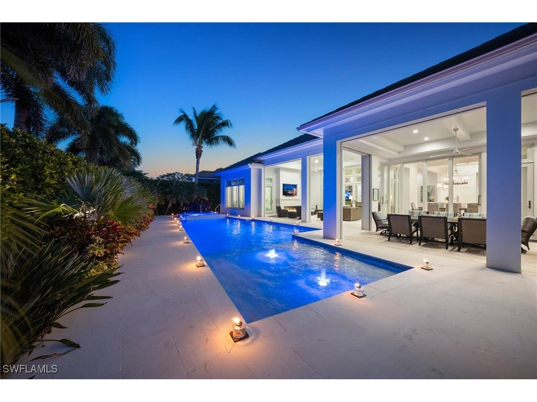 383 Cuddy Court Naples FL 34103 225081322 image1