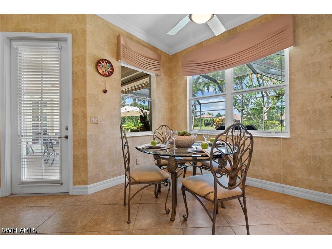 383 Cypress Way W Naples FL 34110 226006903 image11
