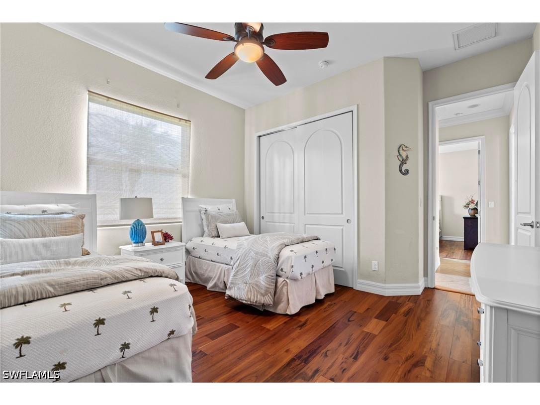 383 Cypress Way W Naples FL 34110 226006903 image17
