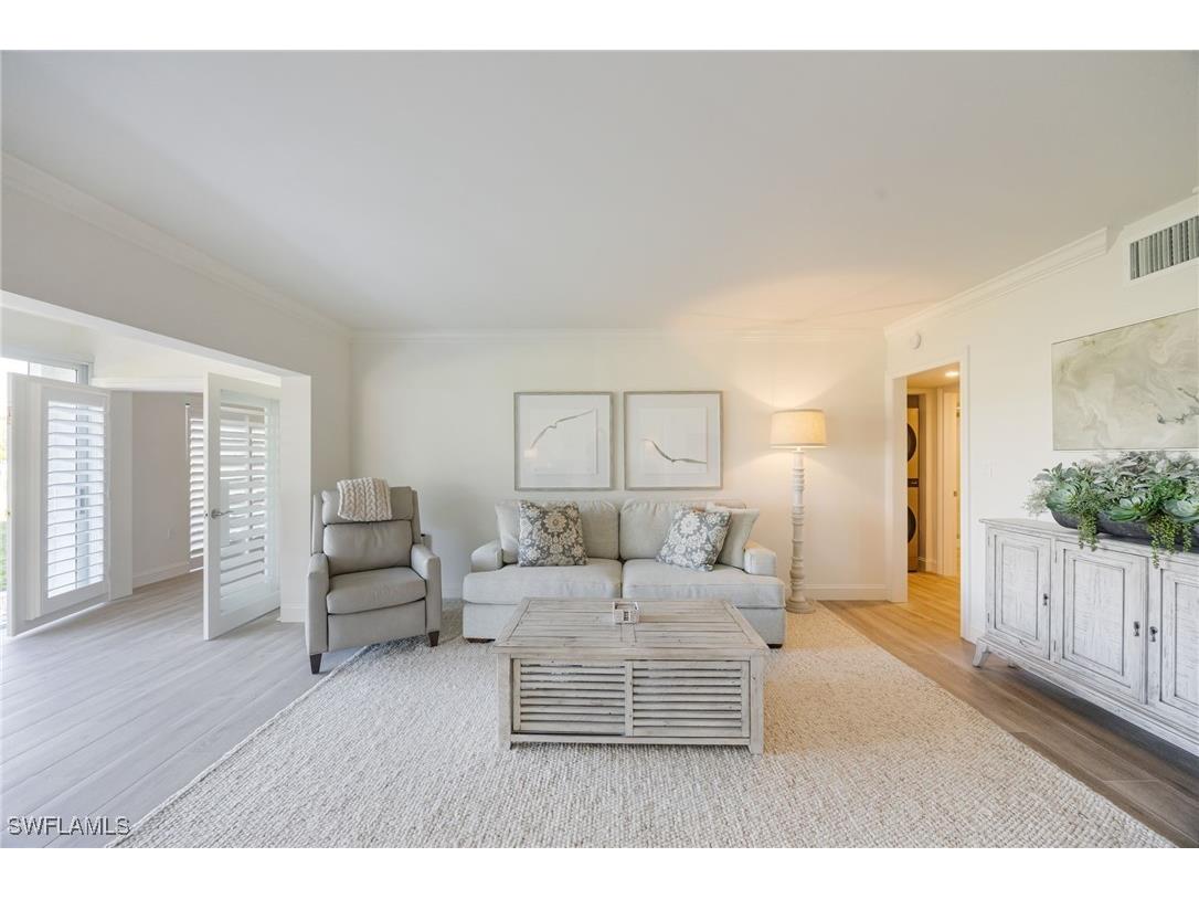383 Harbour Drive #101 Naples FL 34103 226004870 image10
