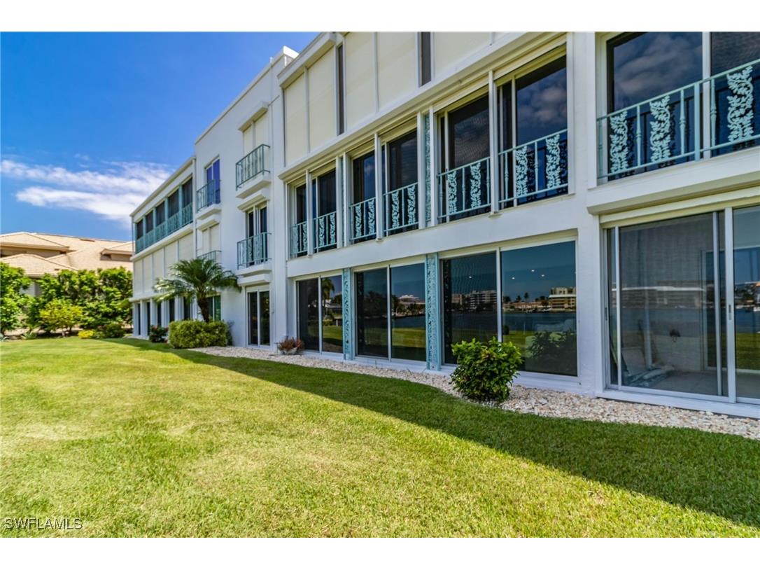 383 Harbour Drive #101 Naples FL 34103 226004870 image30