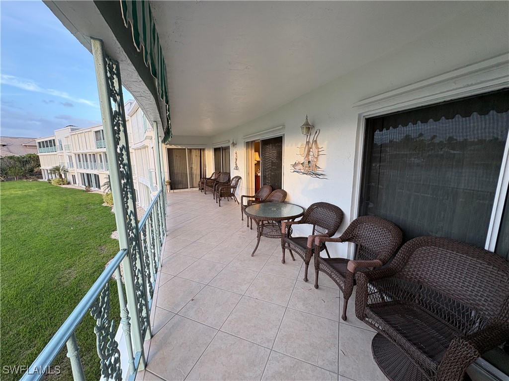 383 Harbour Drive #207 Naples FL 34103 225079241 image2