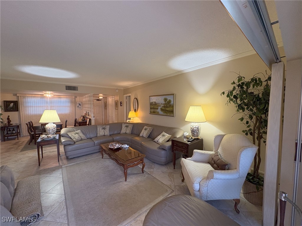 383 Harbour Drive #207 Naples FL 34103 225079241 image3