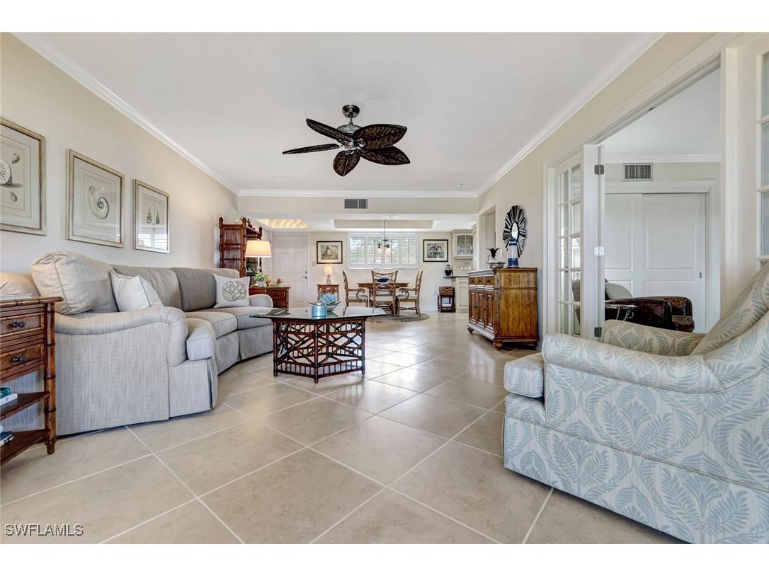 383 Harbour Drive #304 Naples FL 34103 225073753 image10