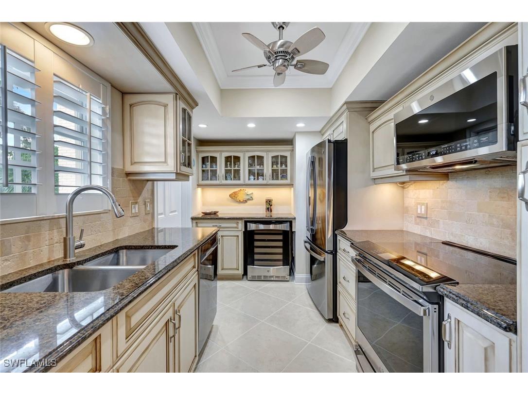 383 Harbour Drive #304 Naples FL 34103 225073753 image14