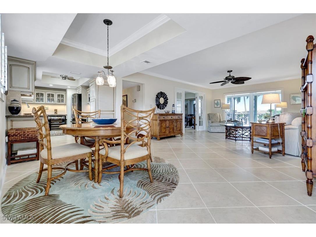 383 Harbour Drive #304 Naples FL 34103 225073753 image15