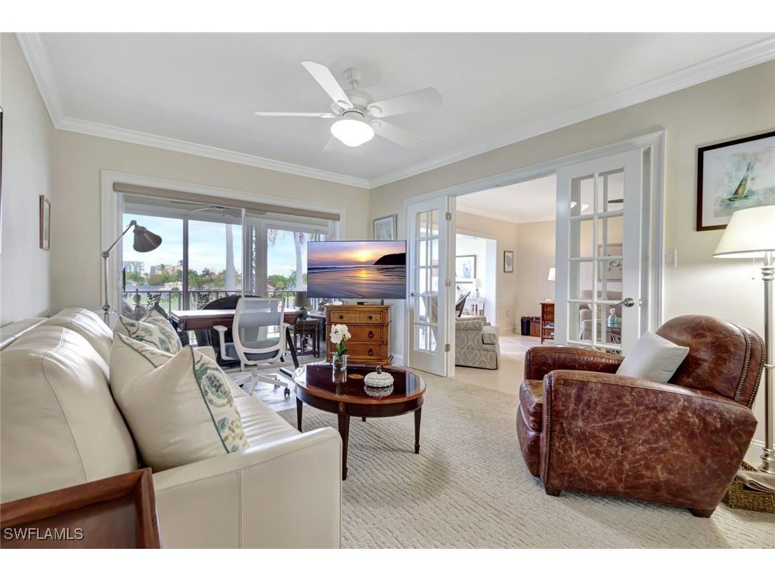 383 Harbour Drive #304 Naples FL 34103 225073753 image18