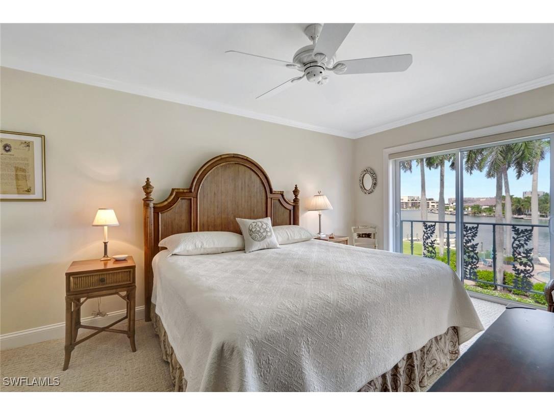 383 Harbour Drive #304 Naples FL 34103 225073753 image19