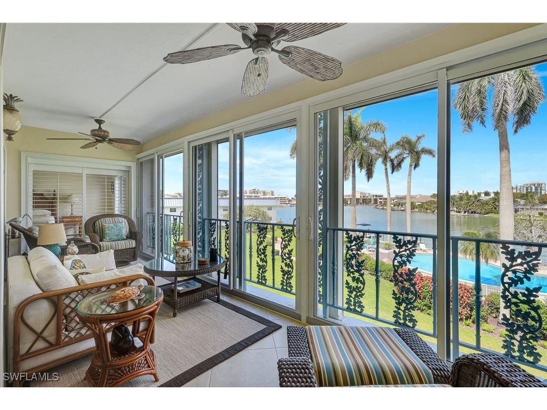 383 Harbour Drive #304 Naples FL 34103 225073753 image24