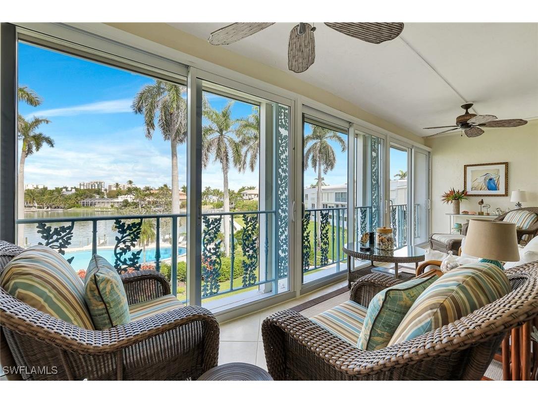 383 Harbour Drive #304 Naples FL 34103 225073753 image25