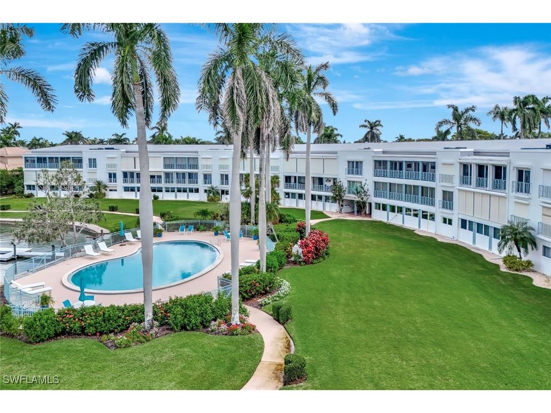 383 Harbour Drive #304 Naples FL 34103 225073753 image28