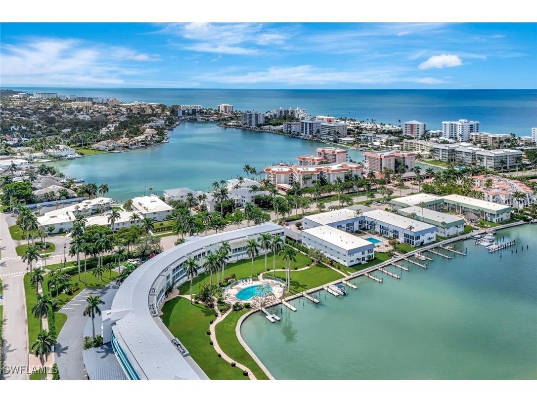 383 Harbour Drive #304 Naples FL 34103 225073753 image3