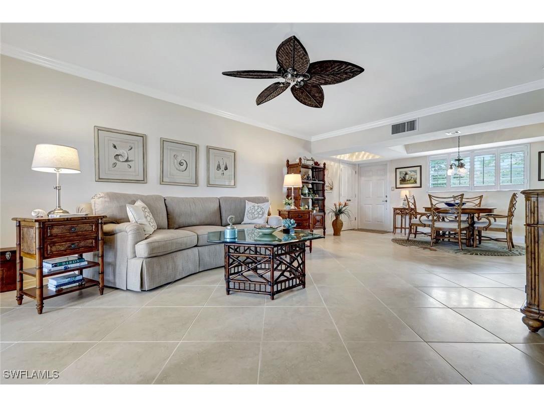 383 Harbour Drive #304 Naples FL 34103 225073753 image9