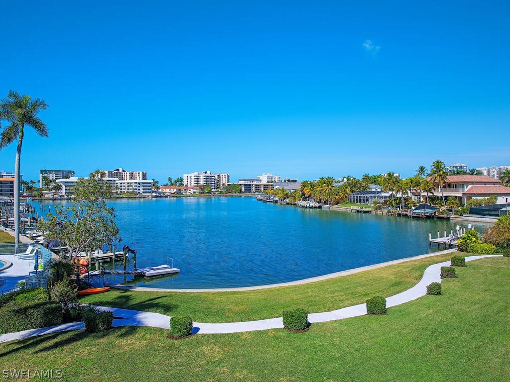 383 Harbour Drive #308 Naples FL 34103 226007237 image2