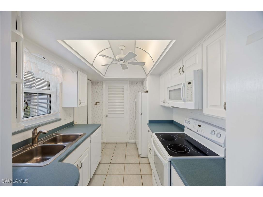 383 Harbour Drive #309 Naples FL 34103 225076192 image44