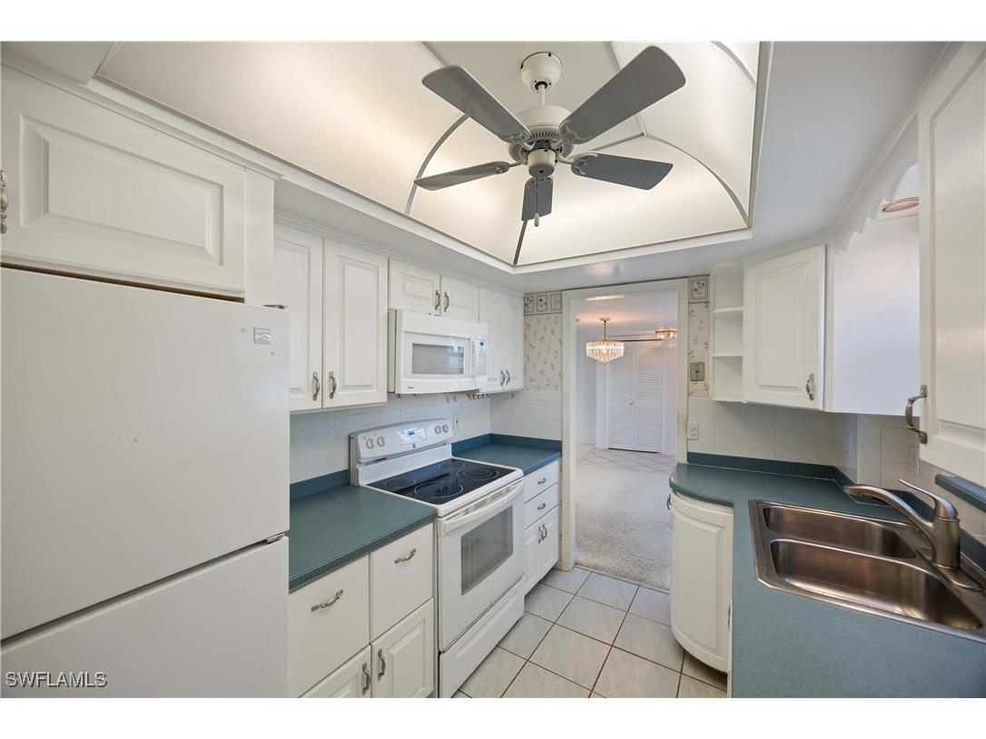 383 Harbour Drive #309 Naples FL 34103 225076192 image45