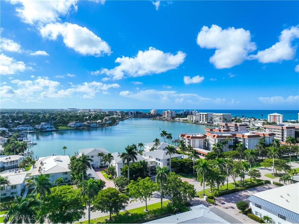 383 Harbour Drive #309 Naples FL 34103 225076192 image9