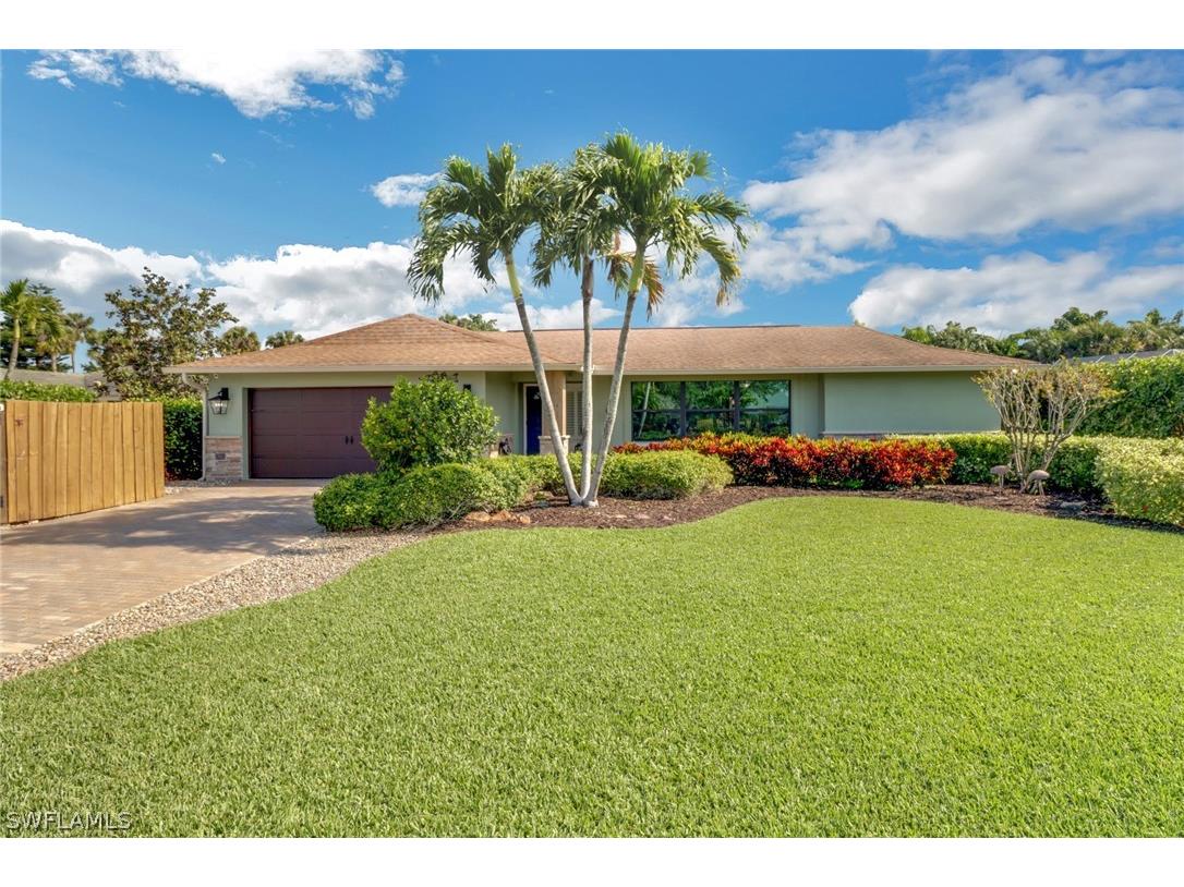 383 Juli Fe Drive Naples FL 34110 224031719 image1