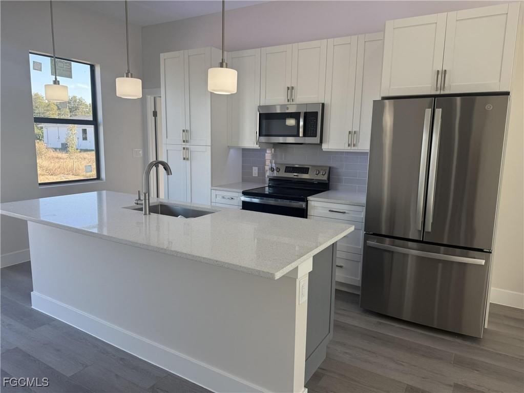 383 Pennfield Avenue Lehigh Acres FL 33974 2026002639 image3