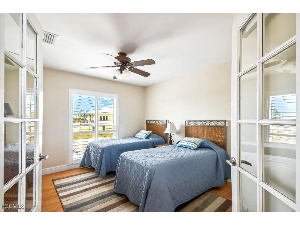 383 Seminole Way Fort Myers Beach FL 33931 2025020376 image17