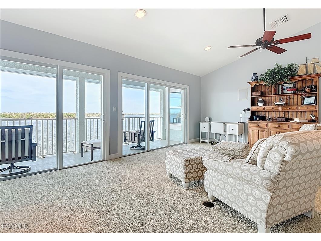 383 Seminole Way Fort Myers Beach FL 33931 2025020376 image26