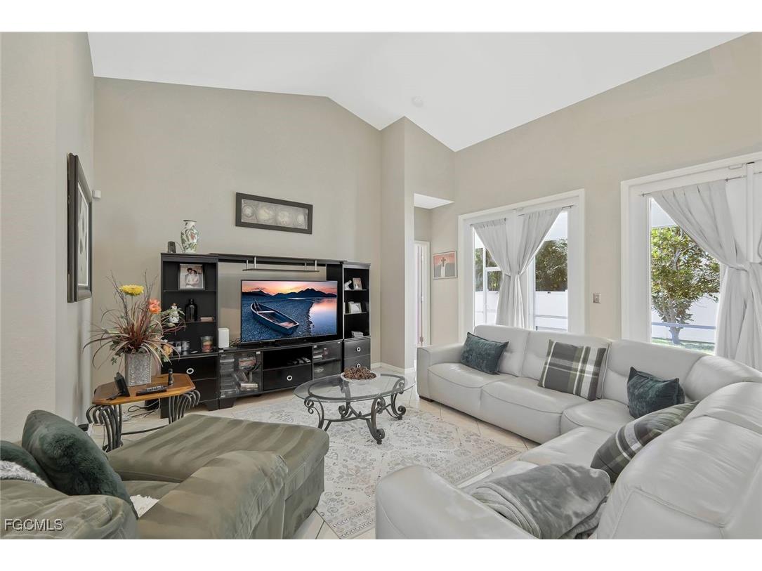 3830 SW 15th Place Cape Coral FL 33914 2026006471 image5