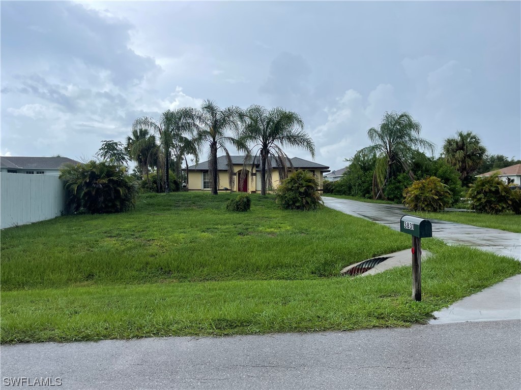 3831 22nd Avenue NE Naples FL 34120 223049976 image1