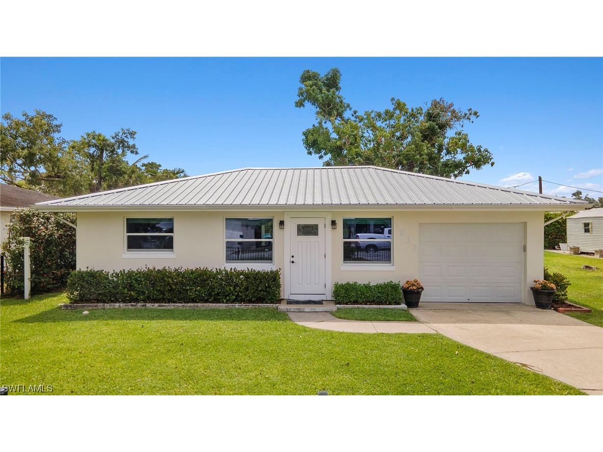 3832 Princeton Street Fort Myers FL 33901 223035283 image1