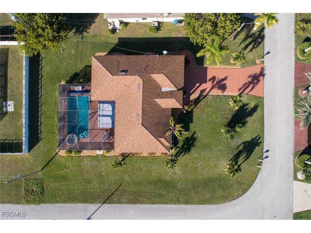 3832 SW 20th Avenue Cape Coral FL 33914 2025010229 image25