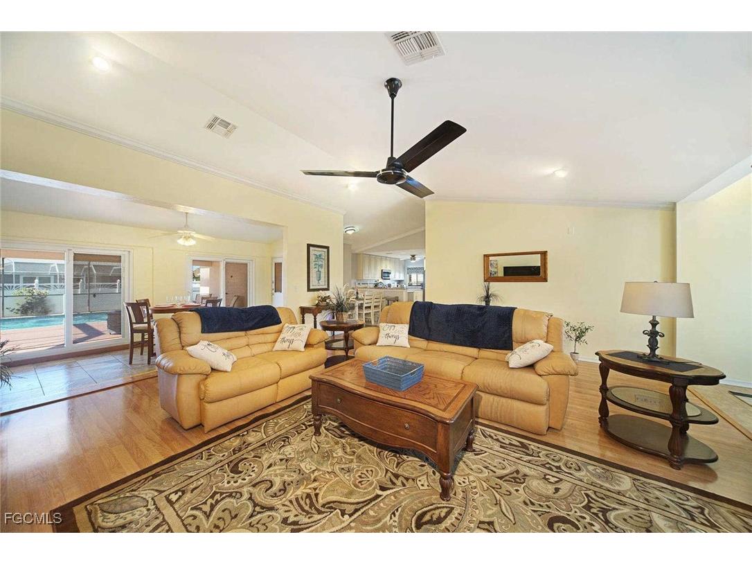 3832 SW 20th Avenue Cape Coral FL 33914 2025010229 image5