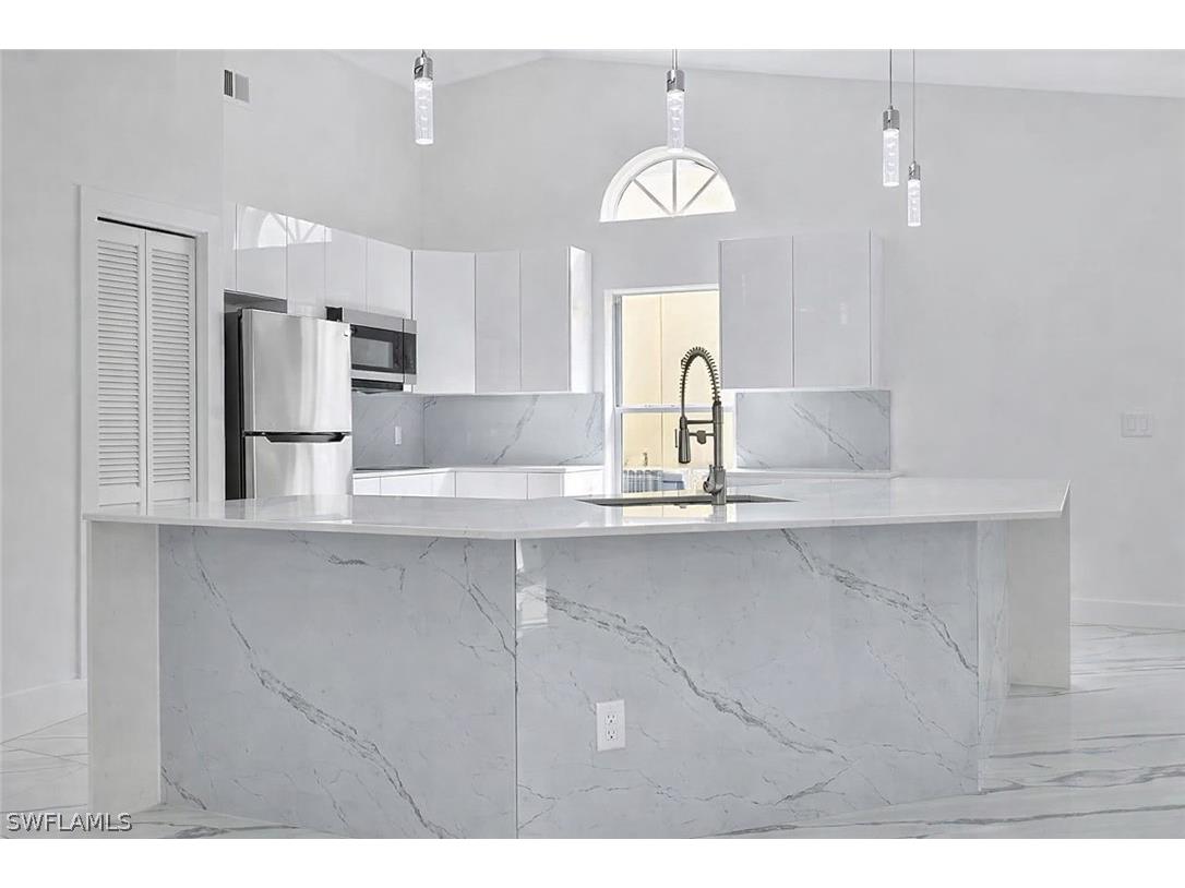 3832 Sabal Springs Boulevard North Fort Myers FL 33917 226006592 image25