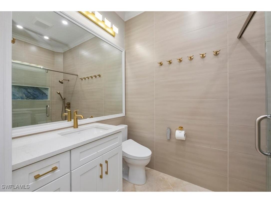 3833 Huelva Court Naples FL 34109 225077228 image15