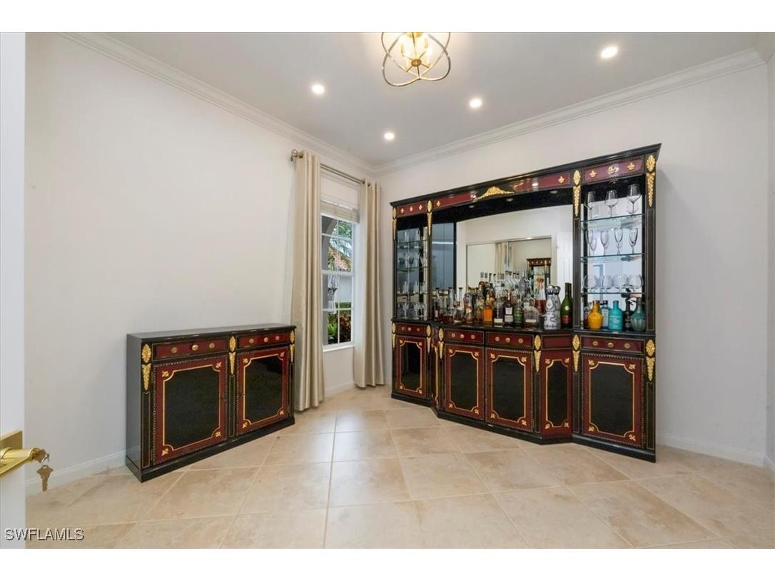 3833 Huelva Court Naples FL 34109 225077228 image18